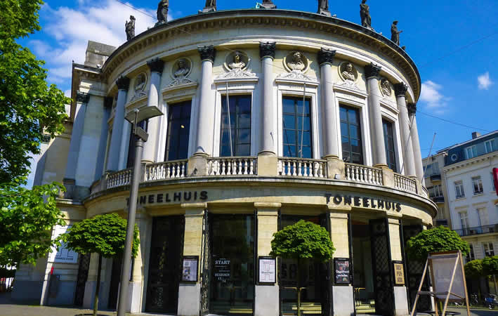 Toneelhuis