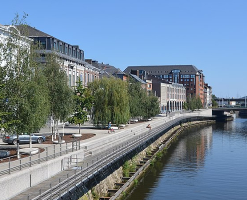 Charleroi: Belgiens Industriestadt und Touristenziel