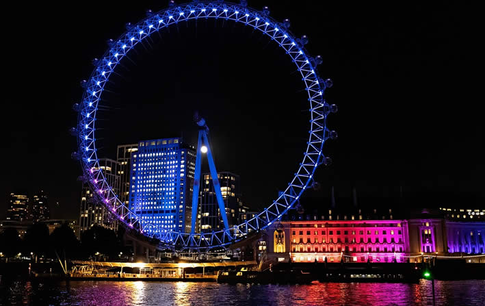 London Eye bei Nacht