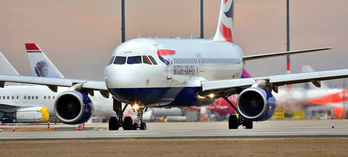 London mit dem Flugzeug London mit dem Flugzeug