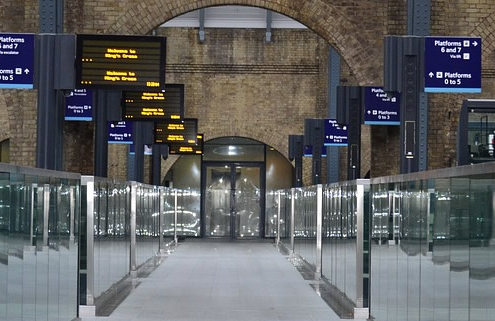 Mit dem Zug nach London