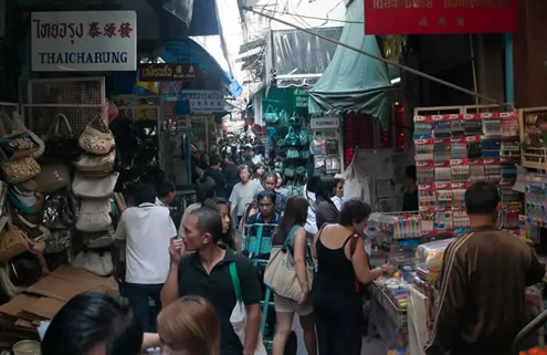 Chinatown in Bangkok – Ein faszinierender Mix aus Kultur, Kulinarik und Tradition Chinatown in Bangkok – Ein faszinierender Mix aus Kultur, Kulinarik und Tradition