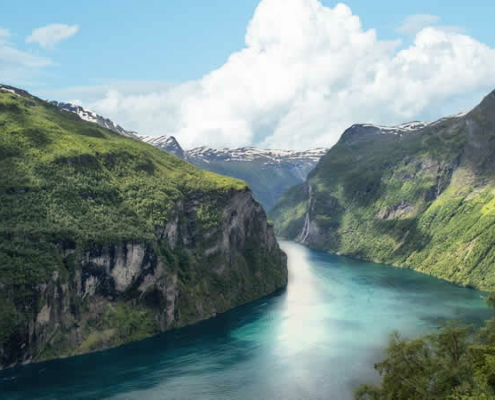 Wandern in den Fjorden Norwegens: 10 atemberaubende Routen